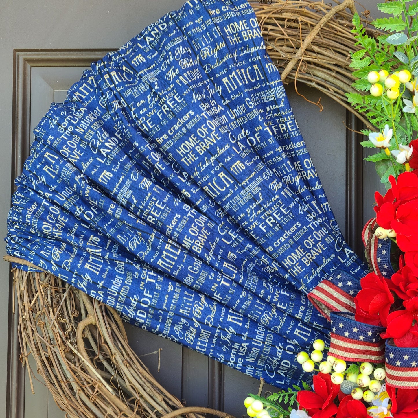 Patriotic Summer Red Geranium Wreath, Fourth of July Wreath, Front Door Wreath, Red White Blue Wreath, Farmhouse Decor, Independence Day