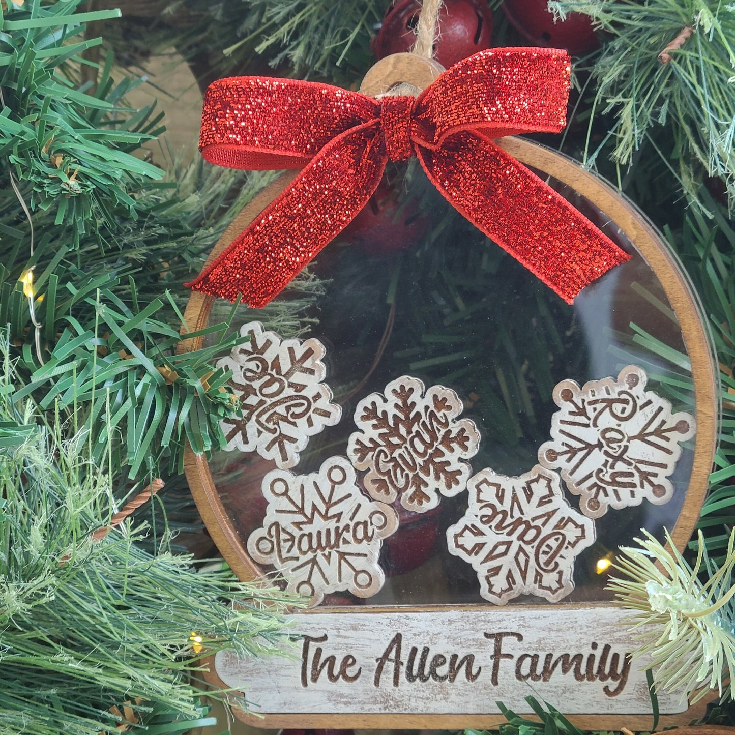 Personalized Family Christmas Ornament, Family Christmas Tree Ornament, Custom Snow Globe Shaker Ornament, 4D Shake Ornament