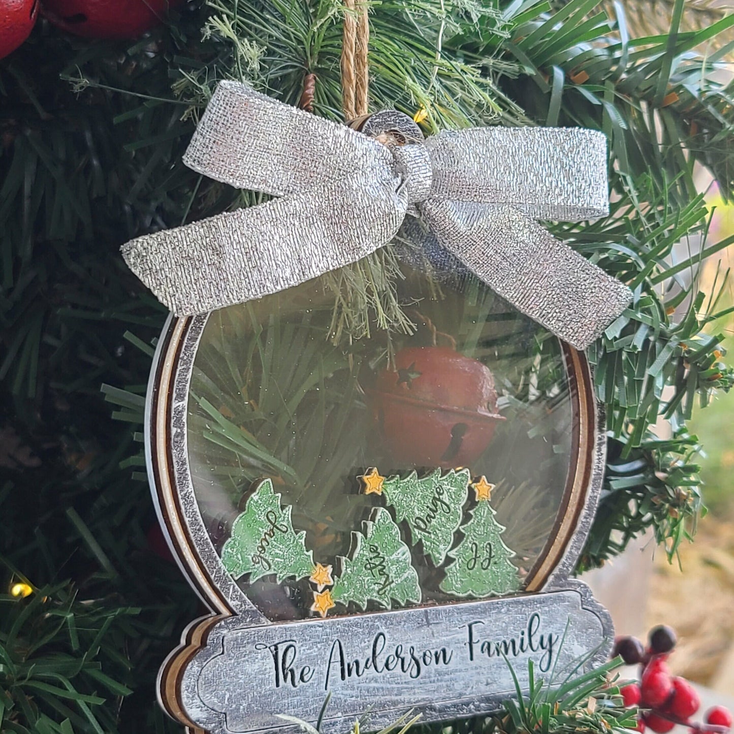 Personalized Family Christmas Ornament, Family Christmas Tree Ornament, Custom Snow Globe Shaker Ornament, 4D Shake Ornament