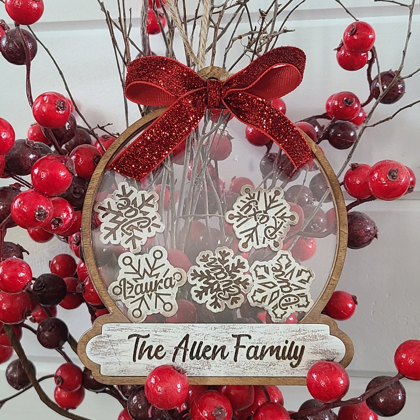 Personalized Family Christmas Ornament, Family Christmas Tree Ornament, Custom Snow Globe Shaker Ornament, 4D Shake Ornament