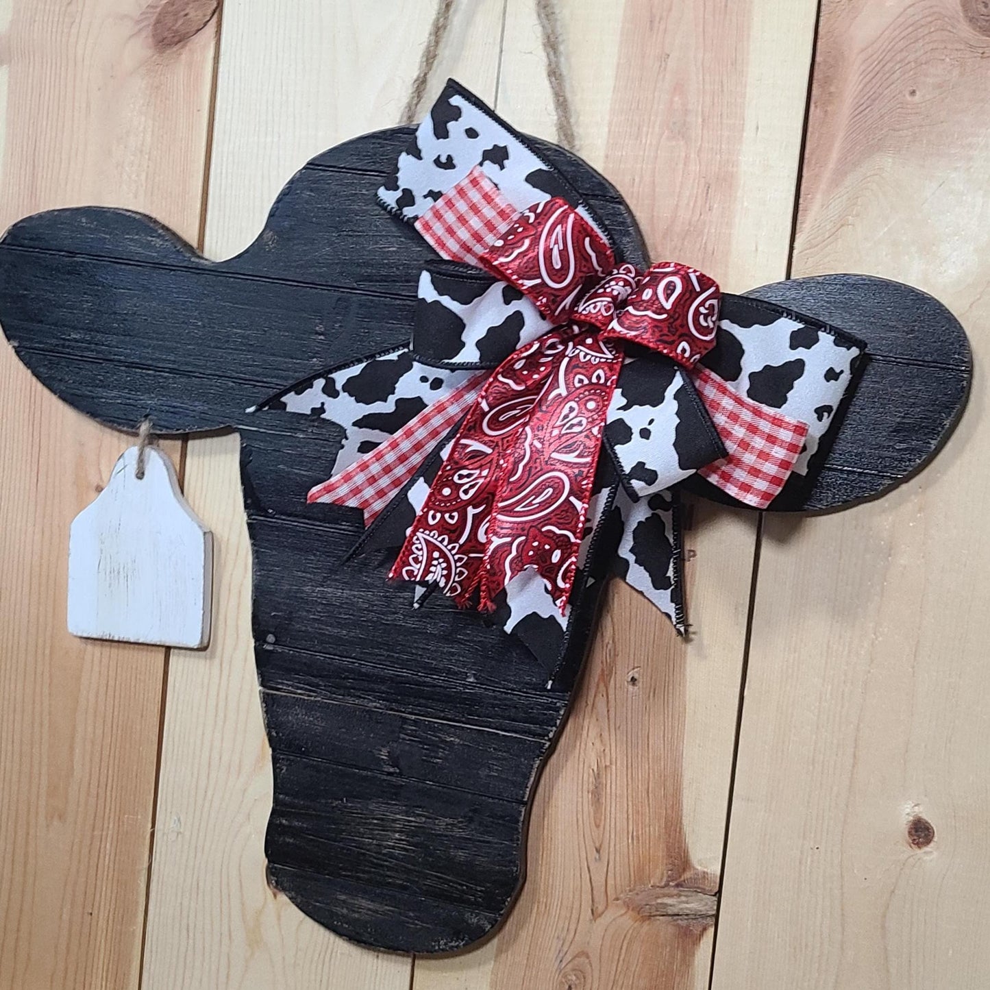 Rustic Wooden Cow Head Door Hanger with Personalized Ear Tag, Cow Head Sign, Personalized Cow Head Farmhouse Decor, Antique Black Cow Head.