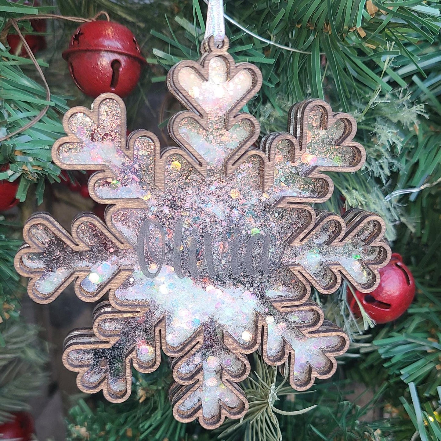 Personalized Christmas Shaker Ornament, Glitter Shaker Christmas Ornament, Family Christmas Tree Ornament, Wooden Shaker Snowflake/Lightbulb